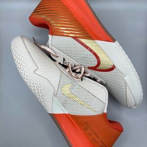 NIKE ZOOM VAPOR